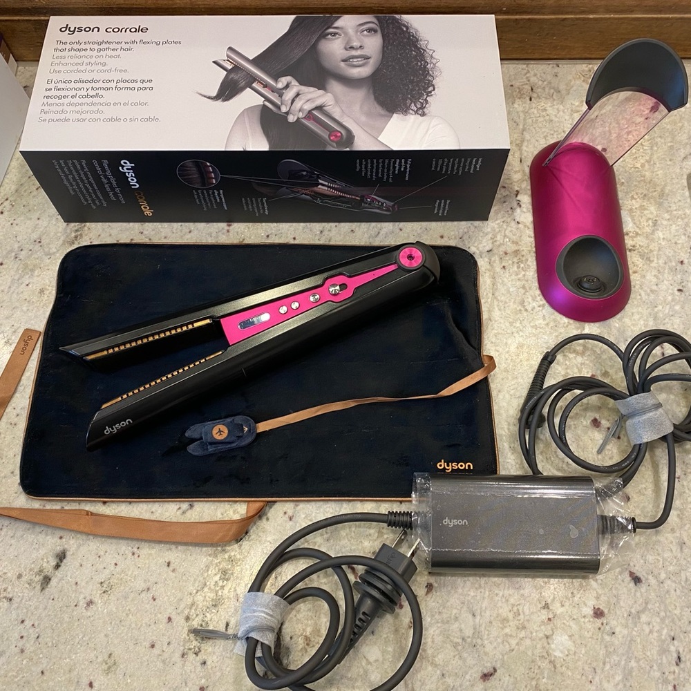 Dyson Corrale hair straightener
